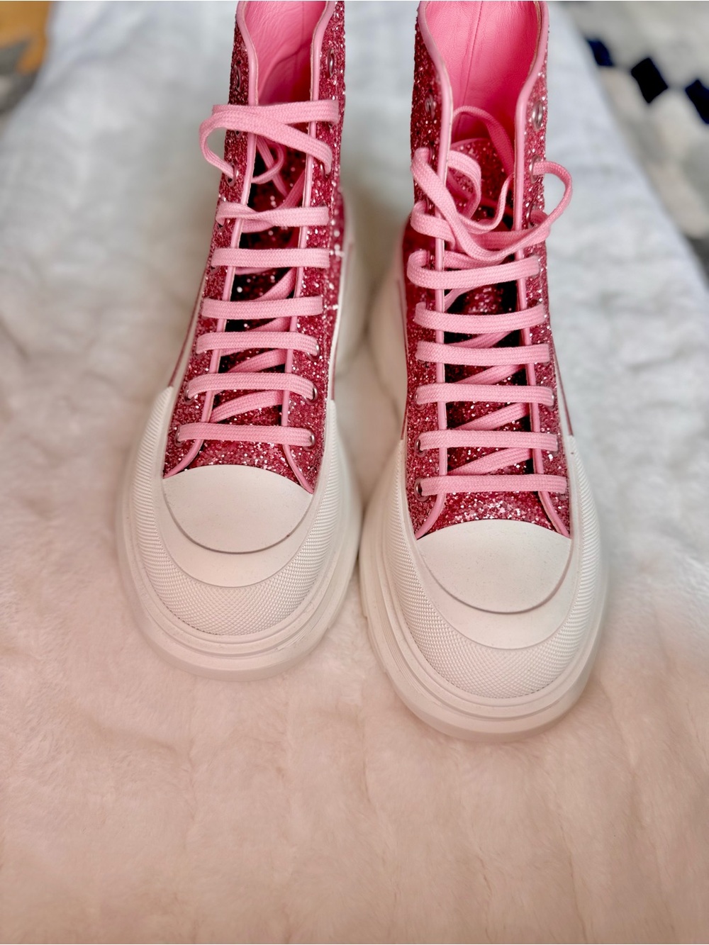 Alexander McQueen Pink Glitter High-Top Sneakers with White Platform